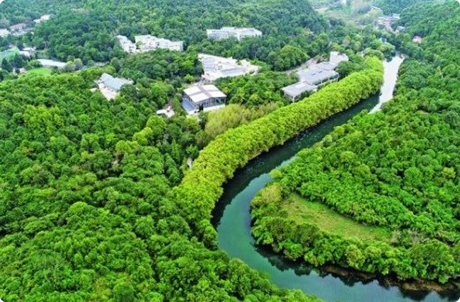 ���O(sh��)һ���ϸ��̼�R���ж��y��